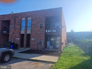 3239 RED LION RD, Philadelphia, PA 19114