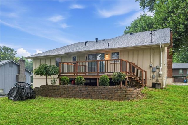 414 Kingsley Avenue, Liberty, MO 64068