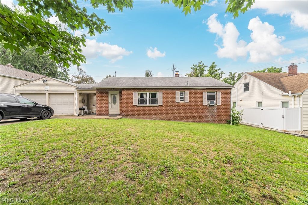 776 Jason Avenue, Akron, OH 44314