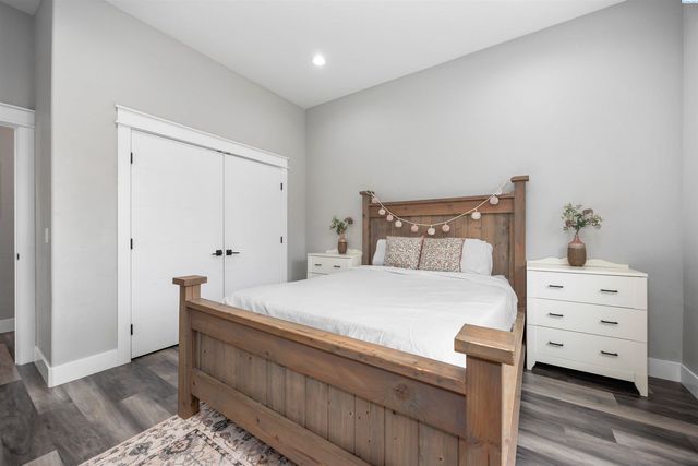 33812 Cantera Street, Kennewick, WA 99338