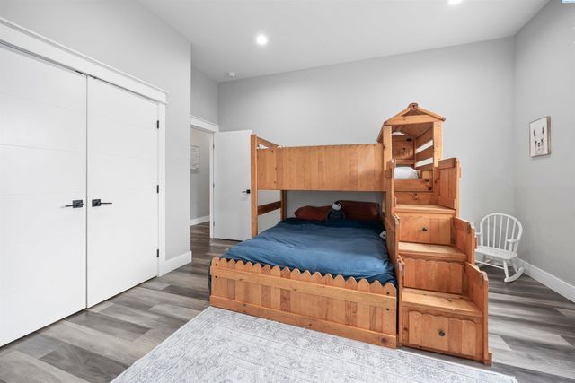 33812 Cantera Street, Kennewick, WA 99338