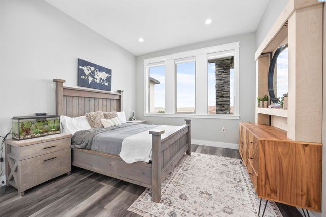 33812 Cantera Street, Kennewick, WA 99338