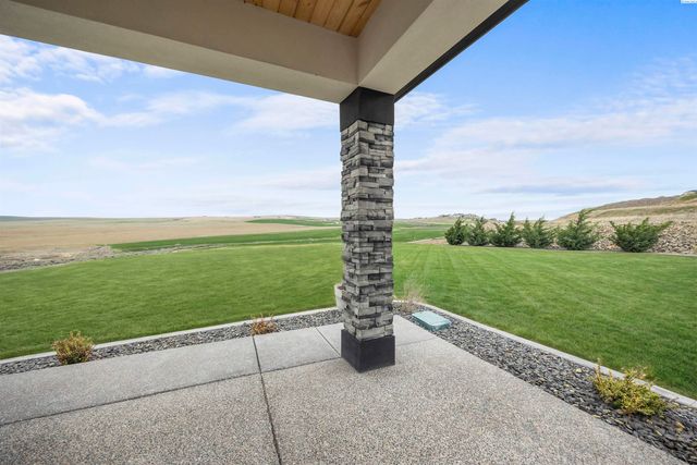 33812 Cantera Street, Kennewick, WA 99338