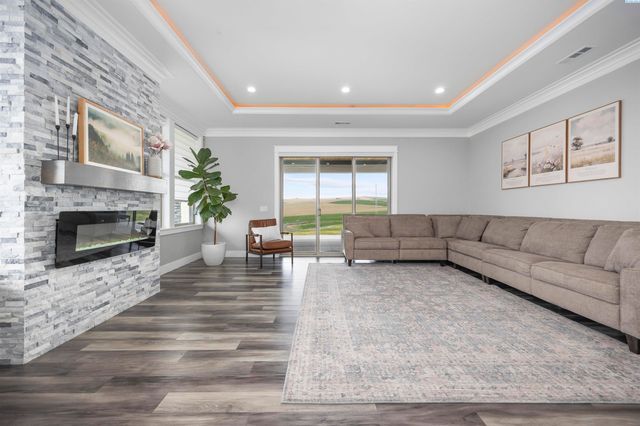 33812 Cantera Street, Kennewick, WA 99338