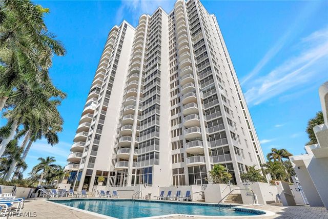 6849 Grenadier BLVD 105, Naples, FL 34108