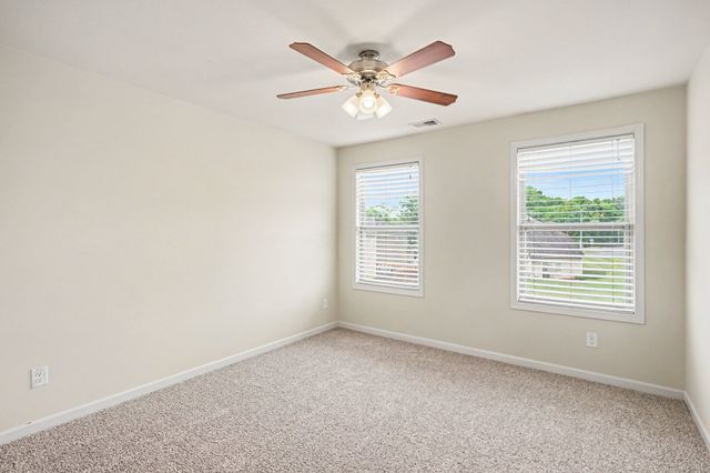 5000 Kendrick Dr, Spring Hill, TN 37174