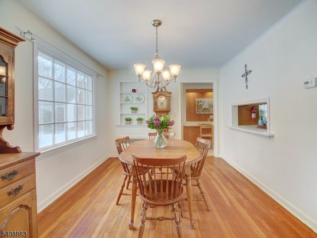 55 Watnong Dr, Morris Plains Boro, NJ 07950