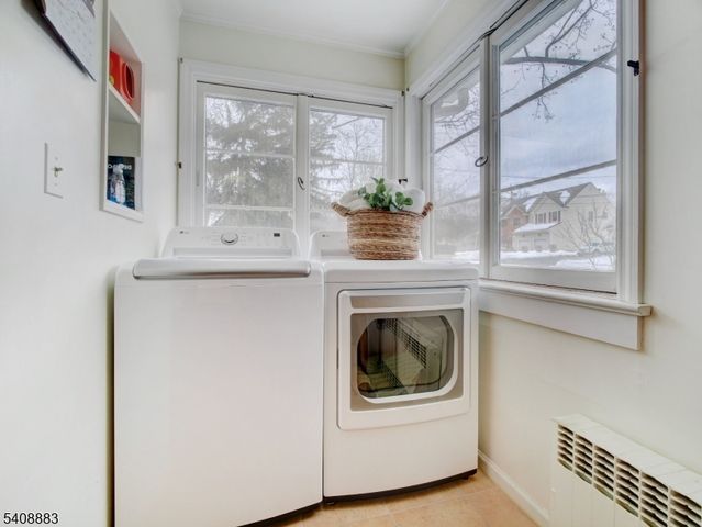 55 Watnong Dr, Morris Plains Boro, NJ 07950