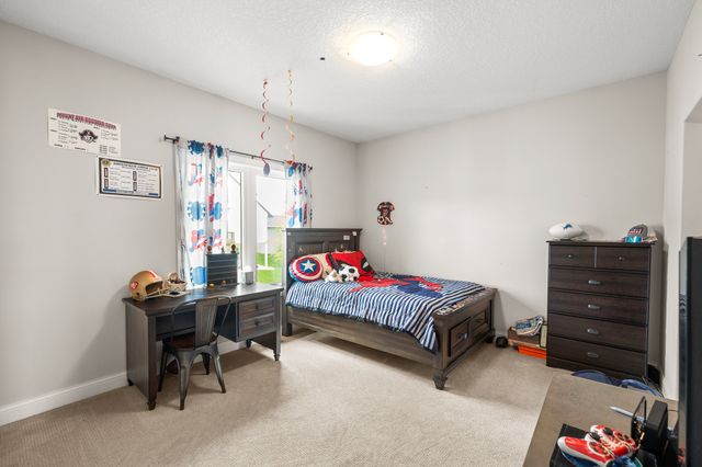 3910 Wildwood Court, Waukee, IA 50263