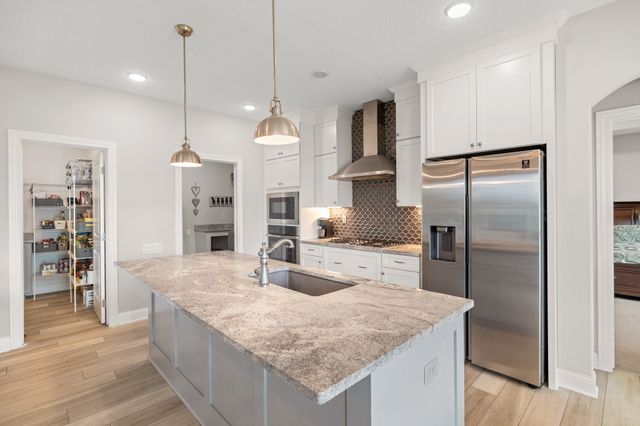 3910 Wildwood Court, Waukee, IA 50263