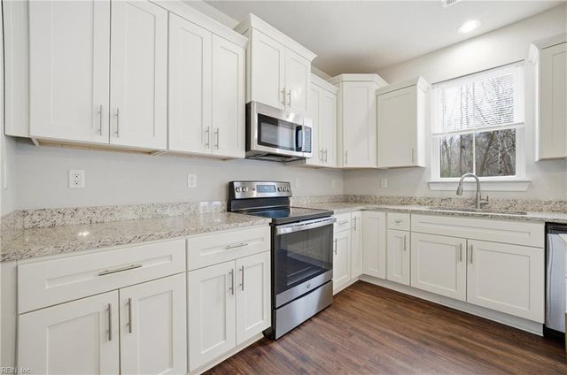 2029 Shipyard RD, Chesapeake, VA 23323