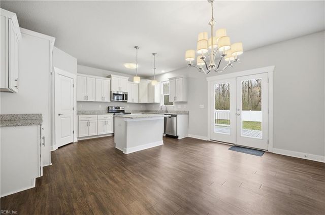 2029 Shipyard RD, Chesapeake, VA 23323