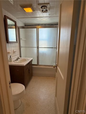 1317 Northcliffe Road, Syracuse, NY 13206