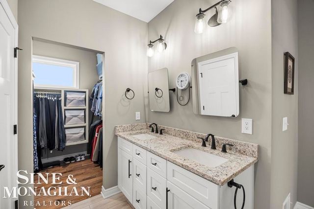 2285 White Hawk Trl Road, Marion Twp, MI 48843