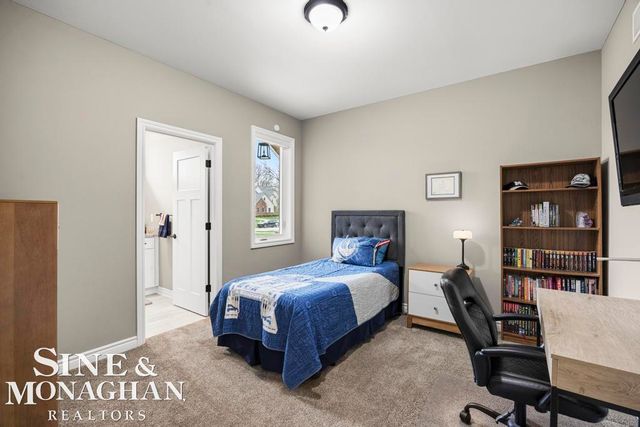 2285 White Hawk Trl Road, Marion Twp, MI 48843