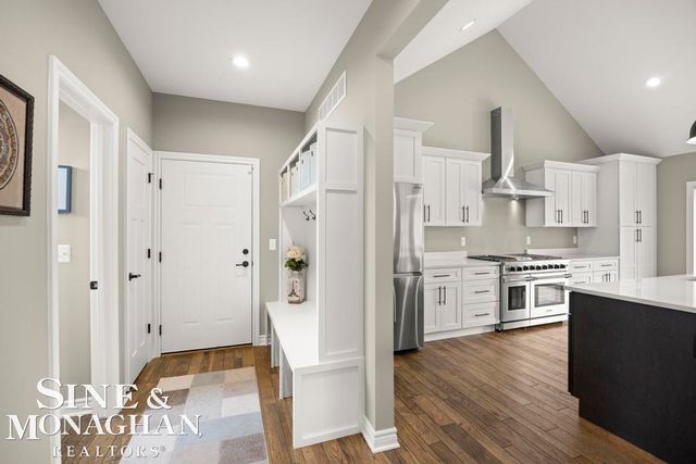 2285 White Hawk Trl Road, Marion Twp, MI 48843