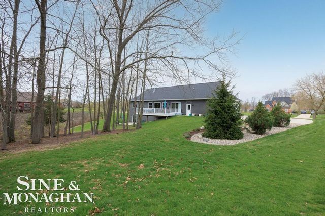 2285 White Hawk Trl Road, Marion Twp, MI 48843