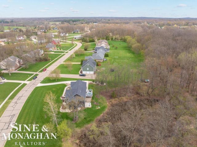 2285 White Hawk Trl Road, Marion Twp, MI 48843