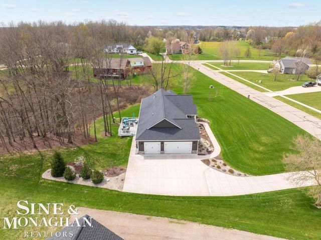 2285 White Hawk Trl Road, Marion Twp, MI 48843