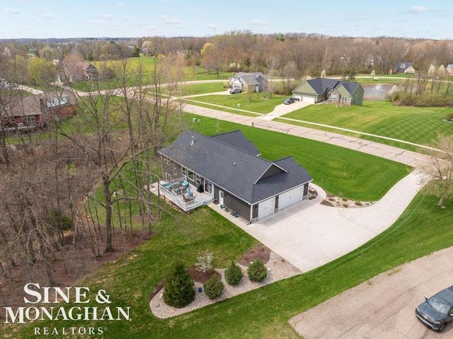 2285 White Hawk Trl Road, Marion Twp, MI 48843