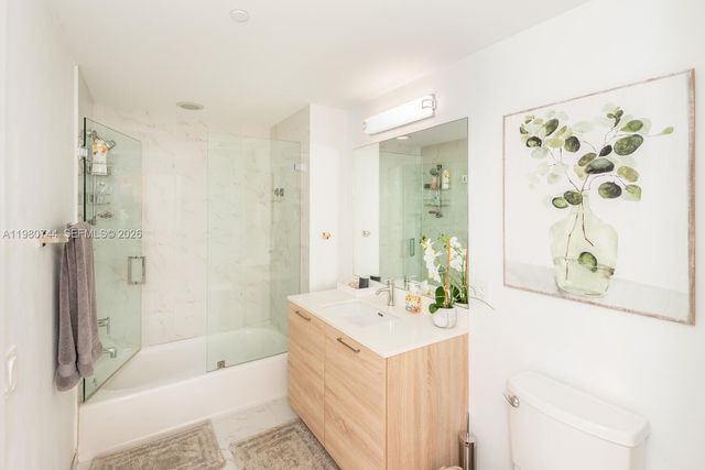 16385 Biscayne Blvd 2304, North Miami Beach, FL 33160