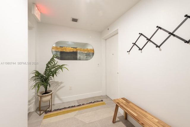 16385 Biscayne Blvd 2304, North Miami Beach, FL 33160