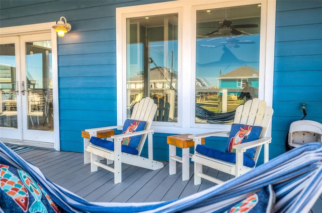 12903 Buccaneer Parkway, Freeport, TX 77541