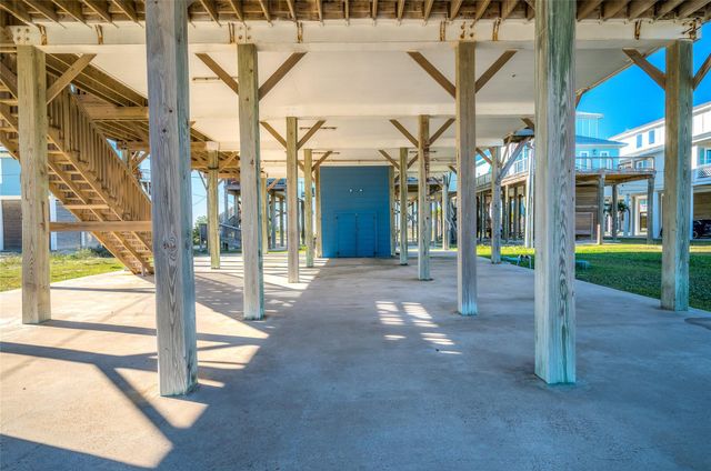 12903 Buccaneer Parkway, Freeport, TX 77541