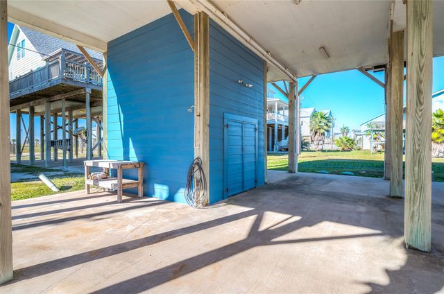 12903 Buccaneer Parkway, Freeport, TX 77541