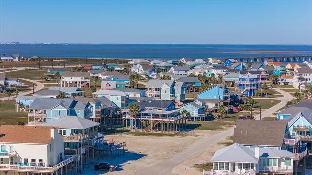 12903 Buccaneer Parkway, Freeport, TX 77541