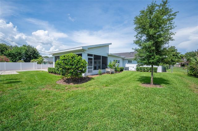 1211 HUNT AVENUE, Lakeland, FL 33801