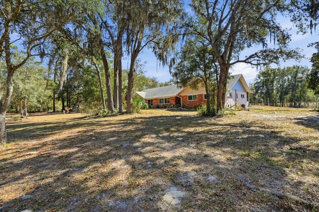 1500 W FRENCH AVENUE, Orange City, FL 32763