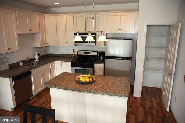 212 VILLAGE WAY, Chalfont, PA 18914