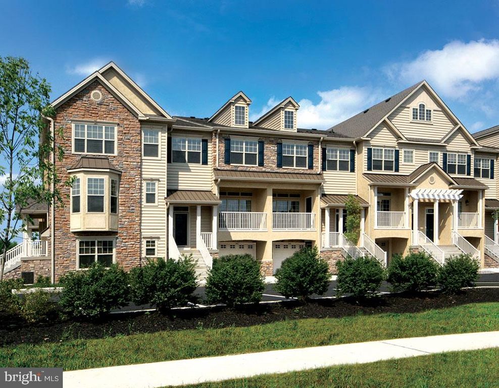 212 VILLAGE WAY, Chalfont, PA 18914