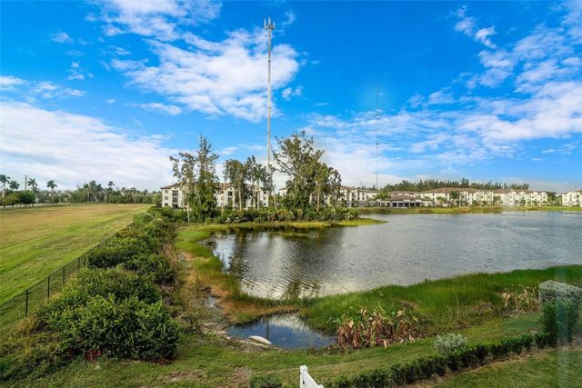 659 NW 204th Street, Miami, FL 33169