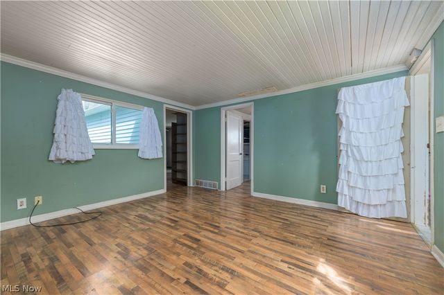 258 Vineyard Road, Avon Lake, OH 44012