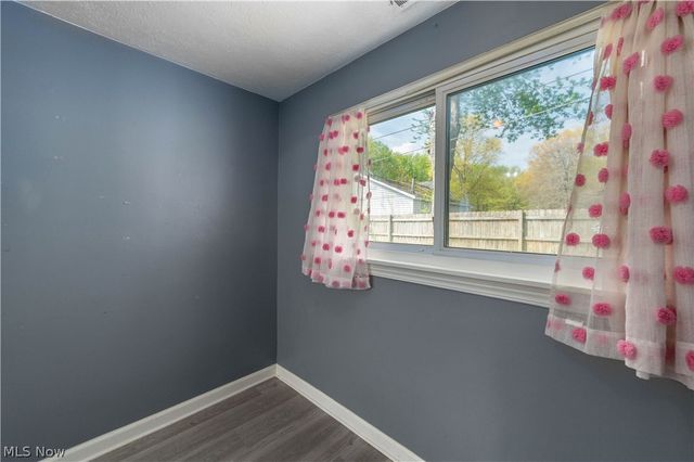258 Vineyard Road, Avon Lake, OH 44012