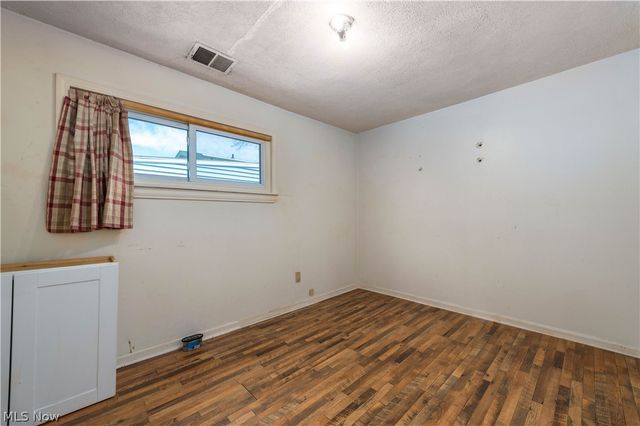 258 Vineyard Road, Avon Lake, OH 44012
