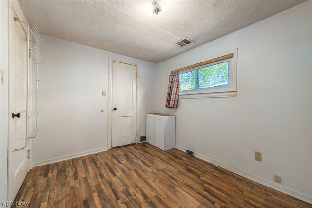 258 Vineyard Road, Avon Lake, OH 44012