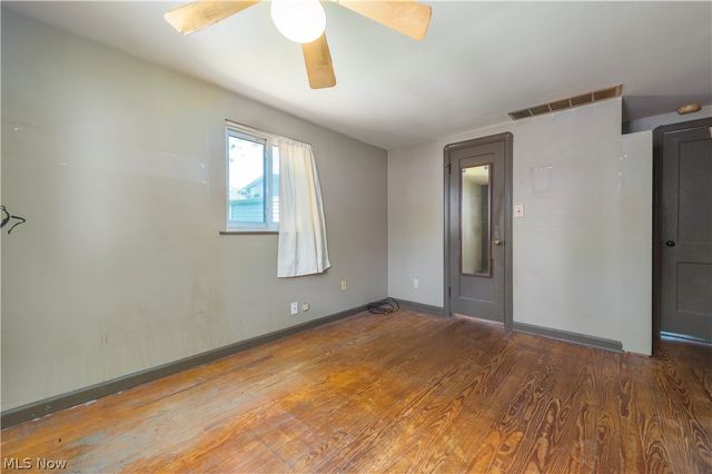 258 Vineyard Road, Avon Lake, OH 44012