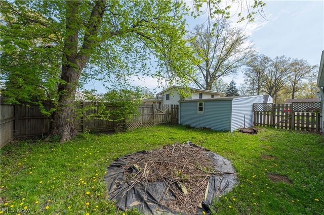 258 Vineyard Road, Avon Lake, OH 44012