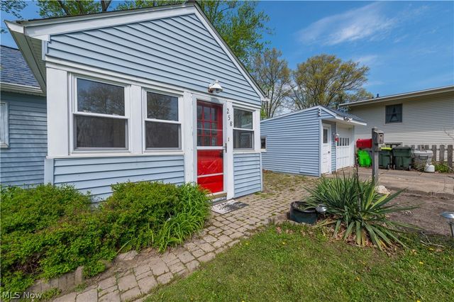 258 Vineyard Road, Avon Lake, OH 44012