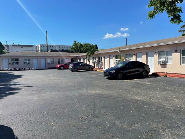 1450 SW 6th St 6, Miami, FL 33135