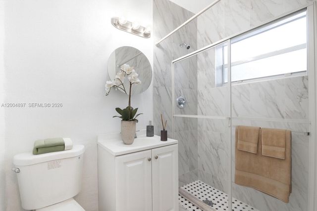 1450 SW 6th St 6, Miami, FL 33135