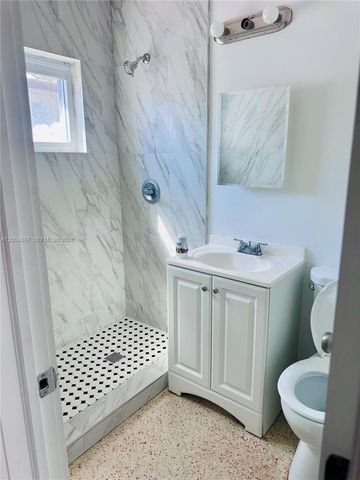 1450 SW 6th St 6, Miami, FL 33135