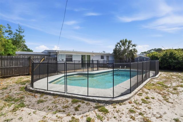 6810 TUTTLE STREET, Tampa, FL 33634