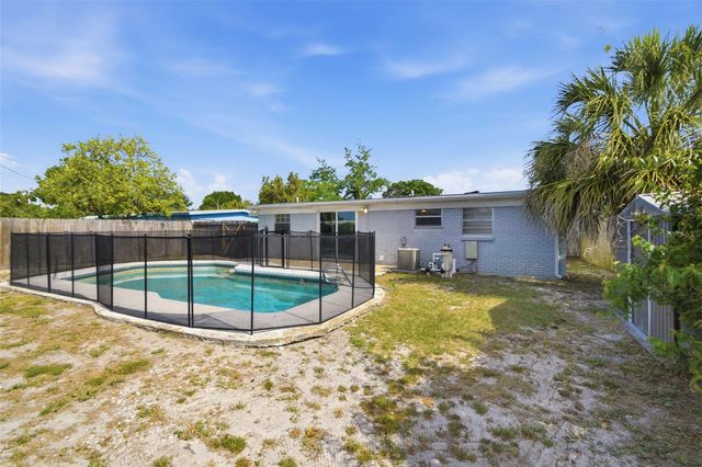 6810 TUTTLE STREET, Tampa, FL 33634