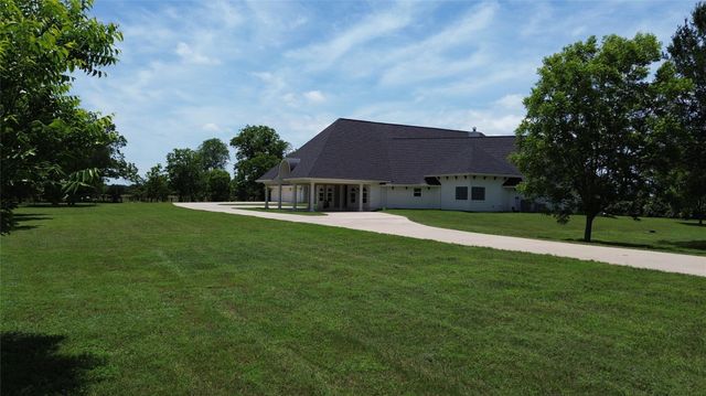 4726 Gainsborough Drive, Brookshire, TX 77423