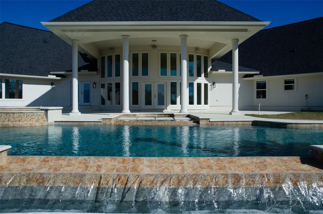 4726 Gainsborough Drive, Brookshire, TX 77423