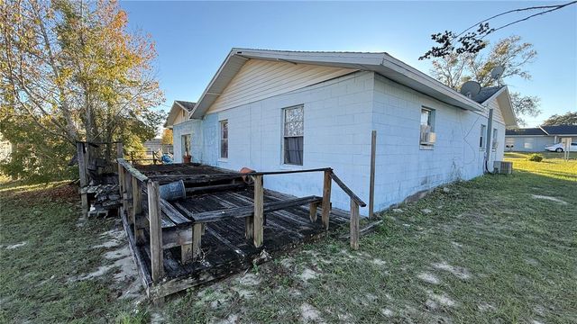 1318 TEMPLE CIRCLE, Haines City, FL 33844